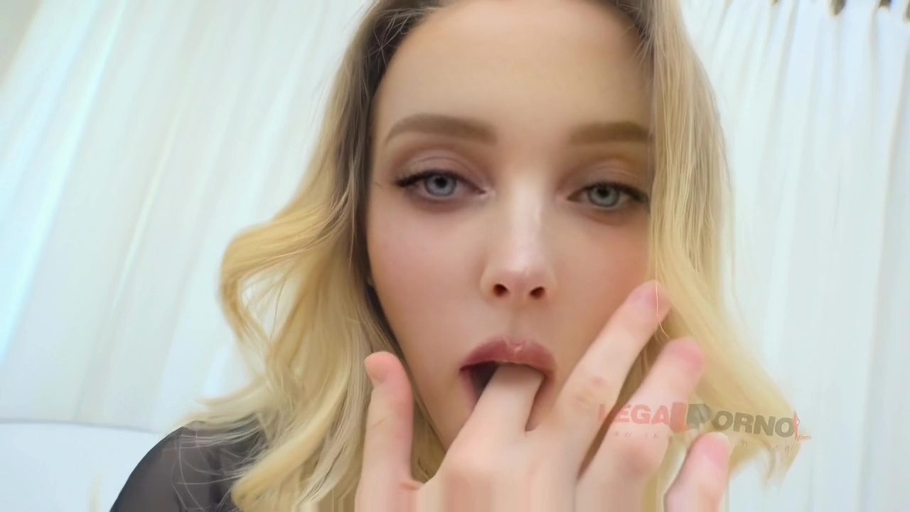 [Preview] Goldie Baby LegalPorno - Elsa Hosk